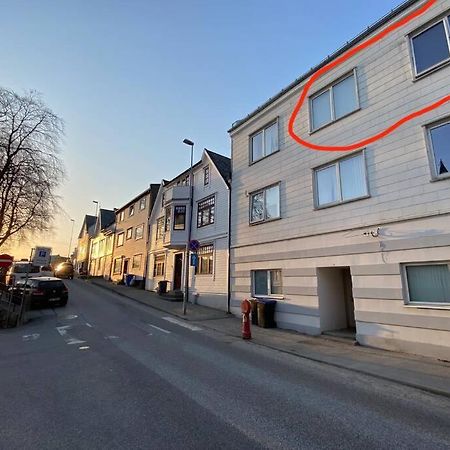 Nice And Central Apartment In Quiet Area Олесунн Экстерьер фото